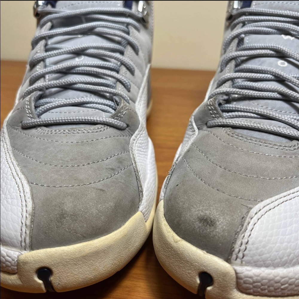 Jordan 12 University Grey - Picture 8 of 9